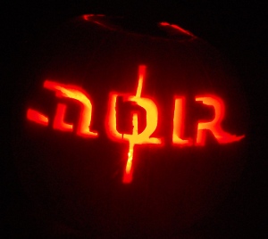 Noir logo pumpkin